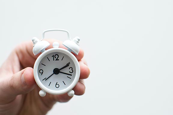 clock in hand